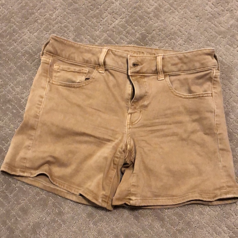 AMERICAN EAGLE Next Level Stretchable High Rise Jean Shorts